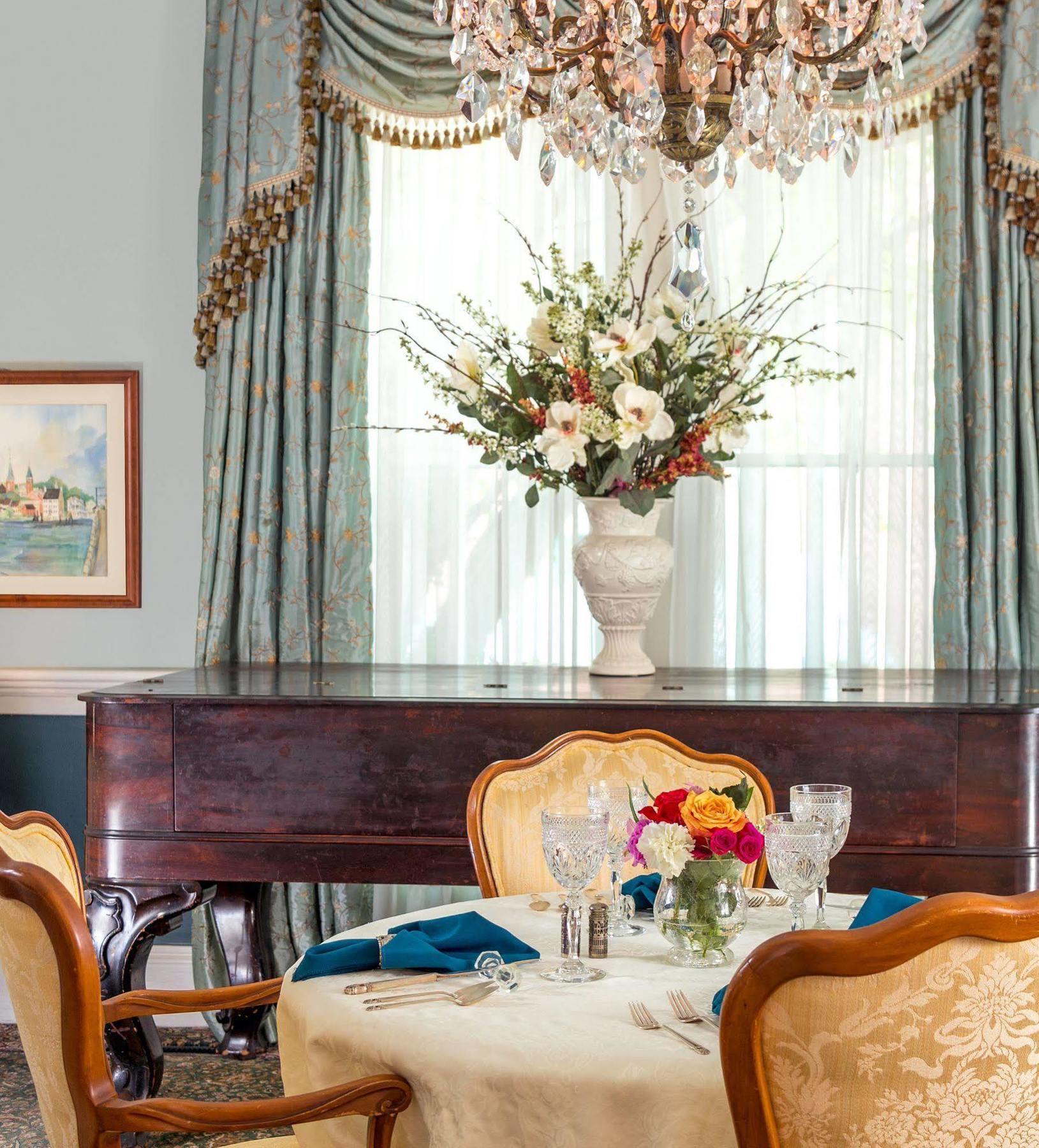 Bed and Breakfast The Aerie à New Bern Extérieur photo