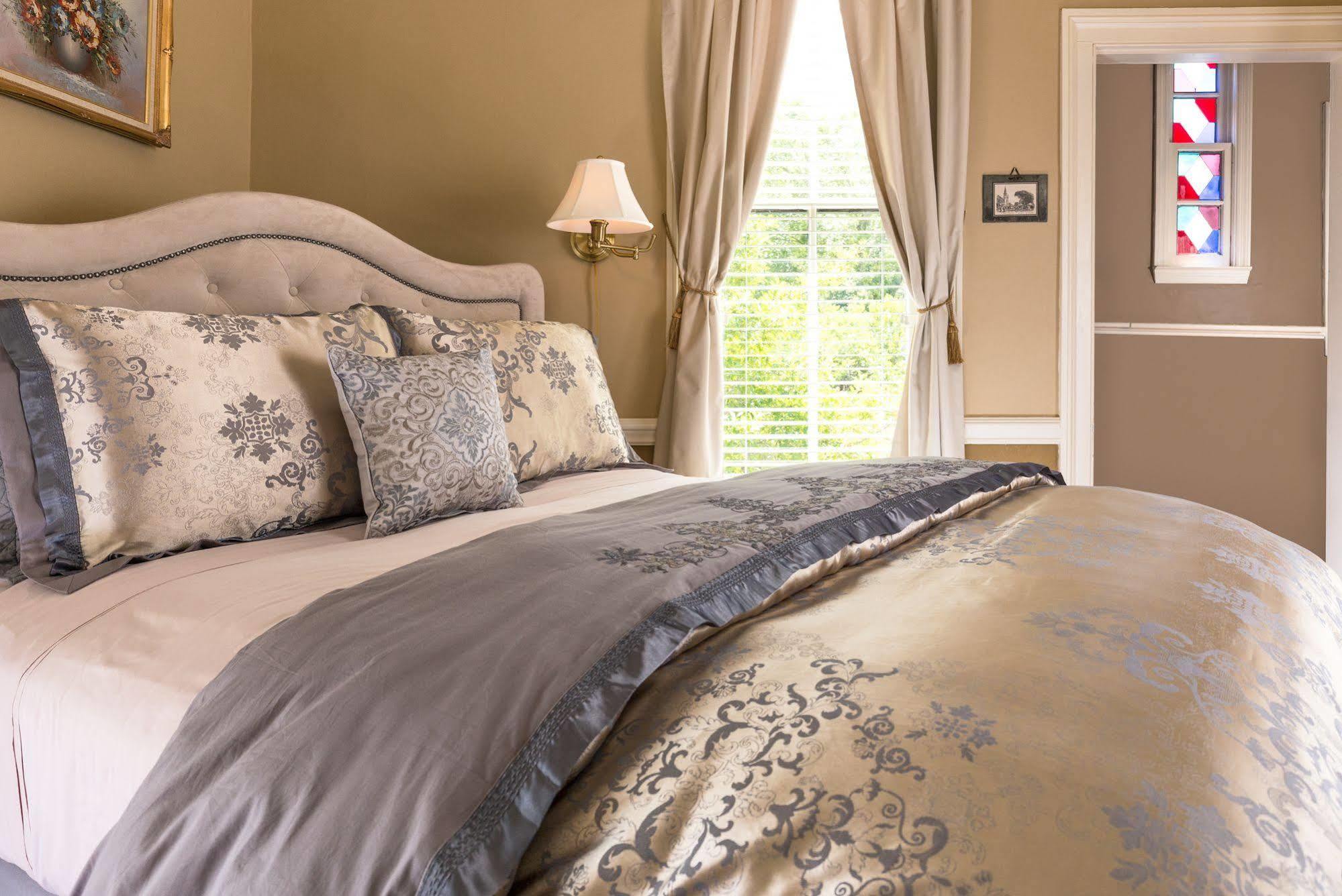 Bed and Breakfast The Aerie à New Bern Extérieur photo